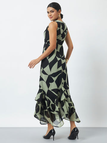 Printed Maxi Dress with Flared Hem and V-Neckline - Green