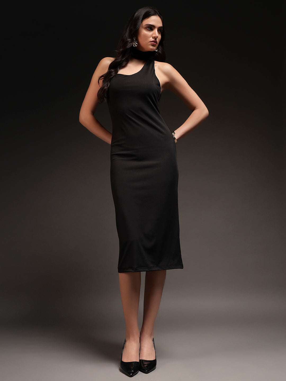 Trend Arrest Women Scraf Neck Midi Dress